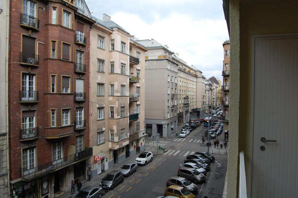 Budapest Downtown Apartments With Balcony & Optional Garage & Restaurant In The Building Kültér fotó